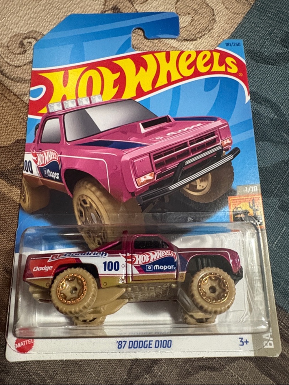 🛍️5/$20🛍️’87 Dodge D100 Kids